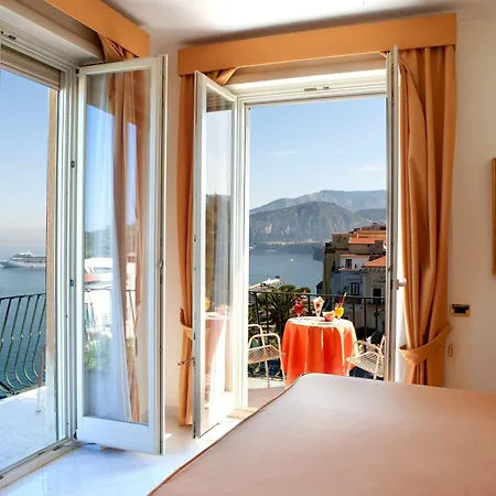 Continental 4*