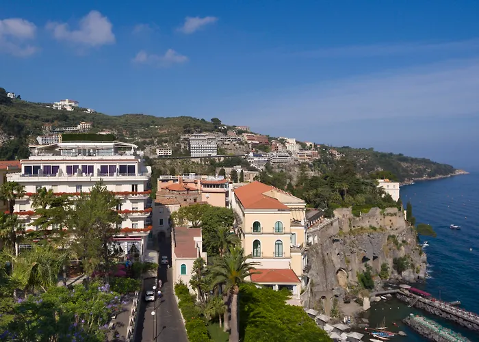 Отель Continental Сорренто