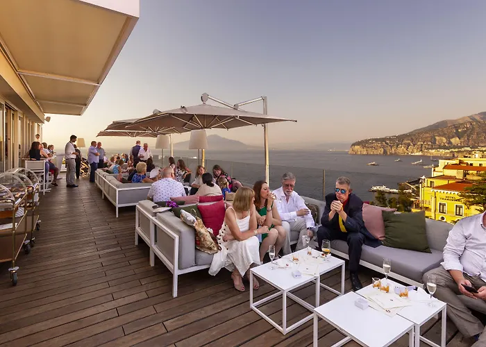 Отель Continental Сорренто