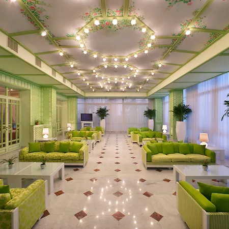 호텔 컨티넨탈 4*