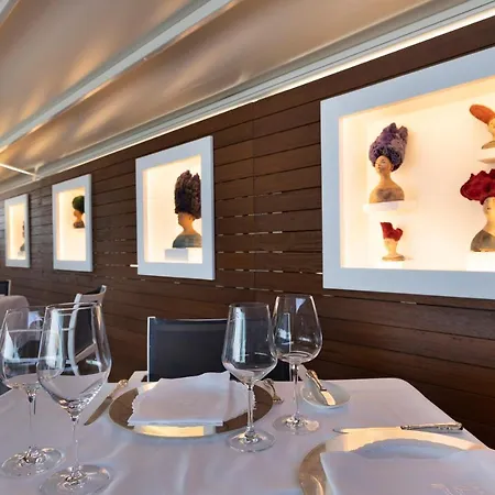 Continental Szálloda 4*
