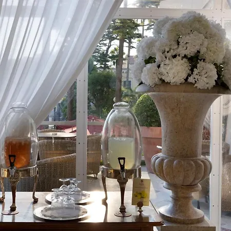 Szálloda Continental 4*