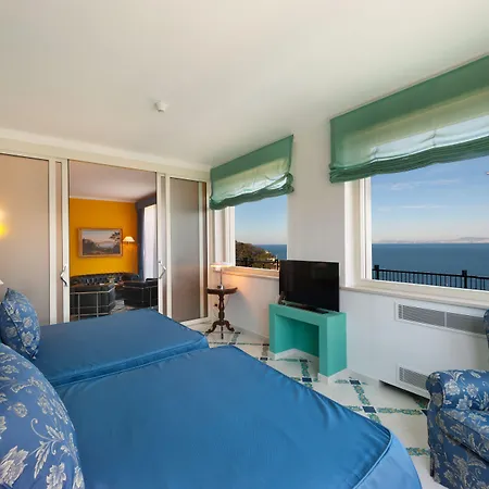 Hotell Continental 4*