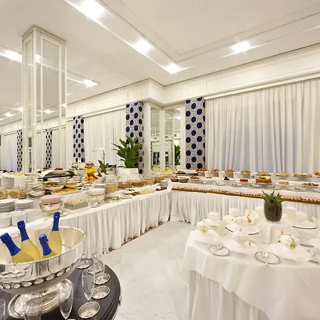 Hotell Continental 4*