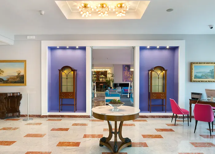 コンチネンタル ホテル ソレント