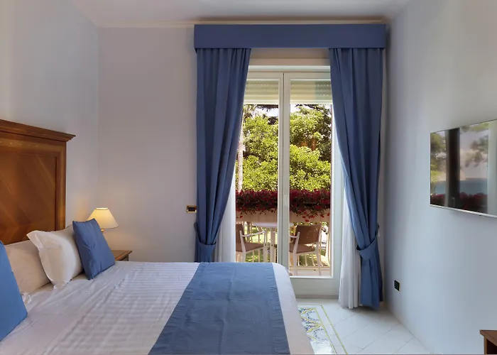 コンチネンタル ホテル